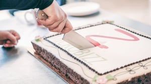 Microbizz cake